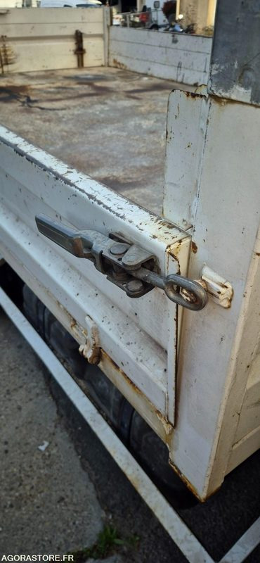 Nissan Cabstar - Dodávka sklápač: obrázok 5 Nissan Cabstar - Dodávka sklápač: obrázok 5