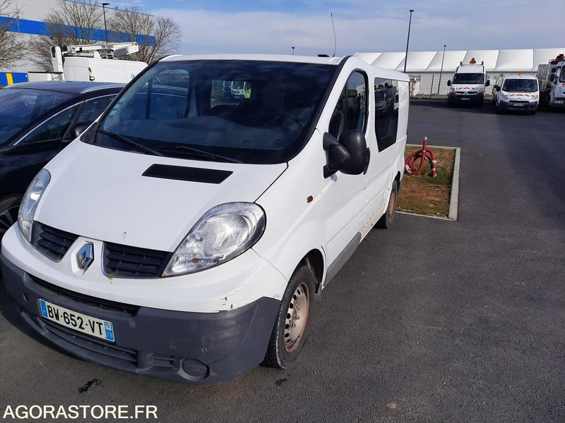 OPEL VIVARO - 2011 - 112 800KM - Furgon: obrázok 1 OPEL VIVARO - 2011 - 112 800KM - Furgon: obrázok 1