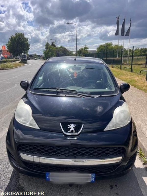 PEUGEOT 107 1.4 HDI TRENDY - Automobil: obrázok 1 PEUGEOT 107 1.4 HDI TRENDY - Automobil: obrázok 1