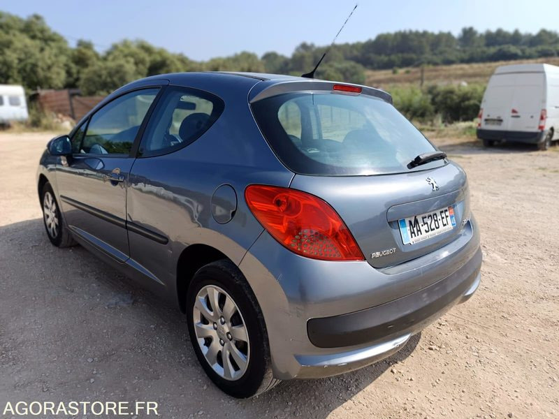 PEUGEOT 207 - 2009 - 235700KMS - Automobil: obrázok 4 PEUGEOT 207 - 2009 - 235700KMS - Automobil: obrázok 4