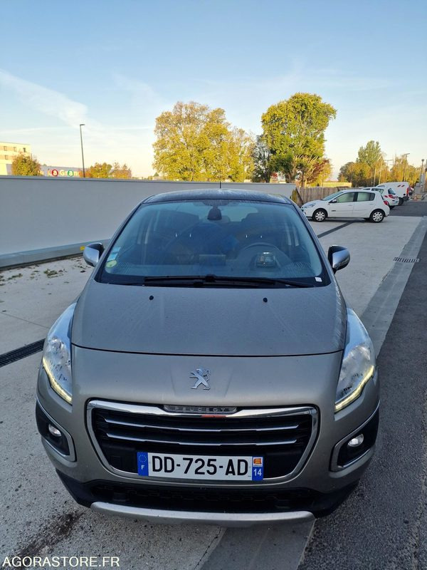 PEUGEOT 3008 - Automobil: obrázok 2 PEUGEOT 3008 - Automobil: obrázok 2