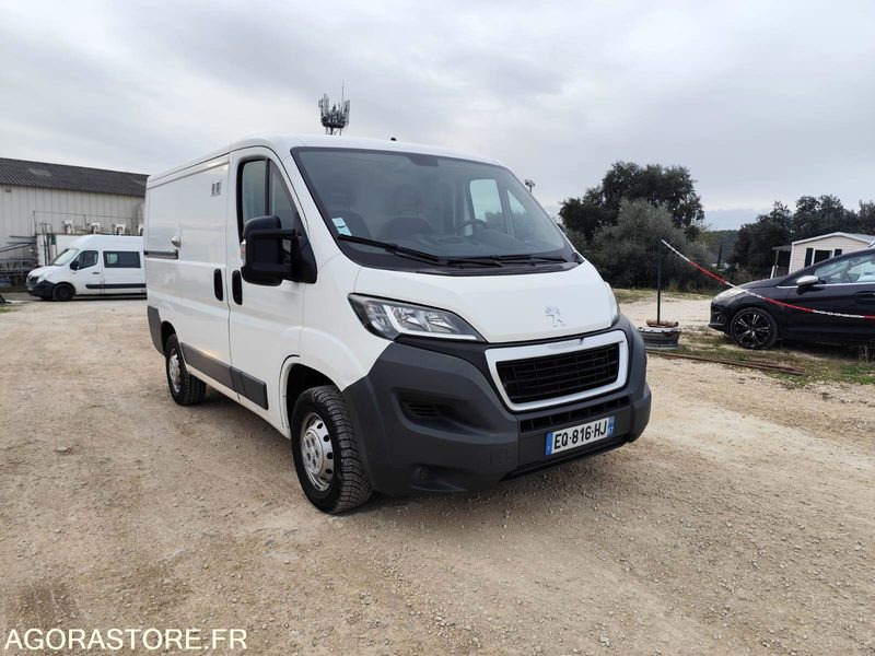 PEUGEOT BOXER L1H1 2.0 BlueHDi 110CH - 2017 - 239000KMS - Malá dodávka: obrázok 1 PEUGEOT BOXER L1H1 2.0 BlueHDi 110CH - 2017 - 239000KMS - Malá dodávka: obrázok 1