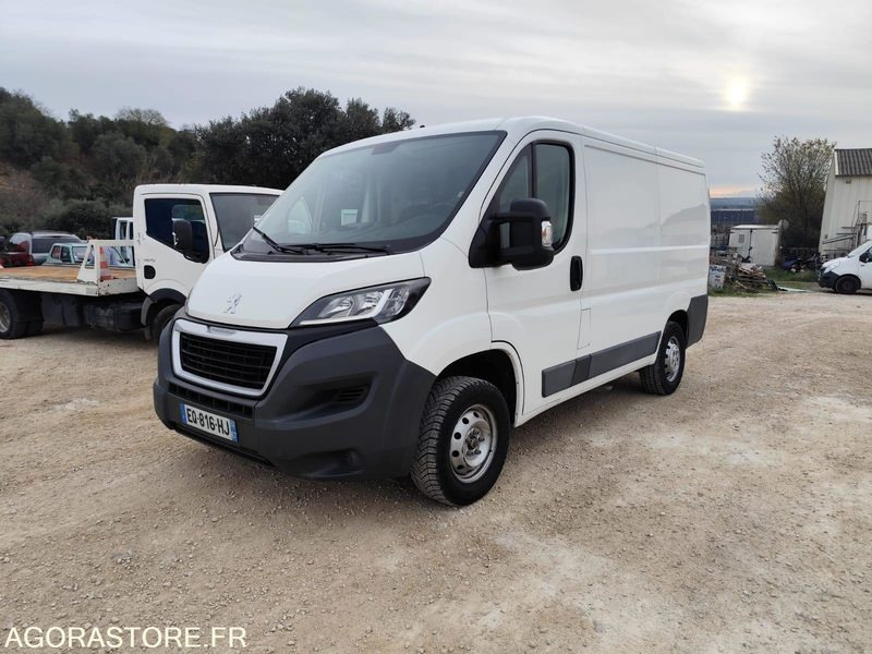 PEUGEOT BOXER L1H1 2.0 BlueHDi 110CH - 2017 - 239000KMS - Malá dodávka: obrázok 4 PEUGEOT BOXER L1H1 2.0 BlueHDi 110CH - 2017 - 239000KMS - Malá dodávka: obrázok 4