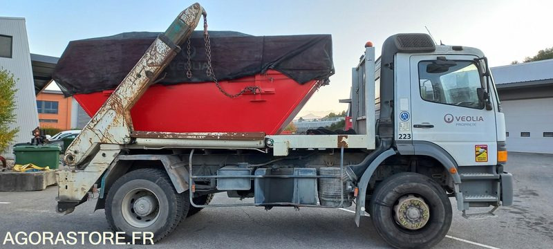 PORTEUR 19T MERCEDES MULTI 339000 km de 1999 (R30223) - Ramenový nosič kontajnerov: obrázok 3 PORTEUR 19T MERCEDES MULTI 339000 km de 1999 (R30223) - Ramenový nosič kontajnerov: obrázok 3
