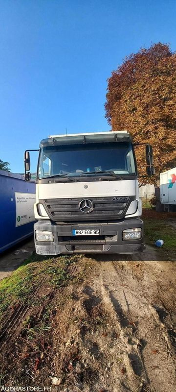 PORTEUR MERCEDES - 2006 - 581398 Kms - Skříňový nákladní auto: obrázok 2 PORTEUR MERCEDES - 2006 - 581398 Kms - Skříňový nákladní auto: obrázok 2