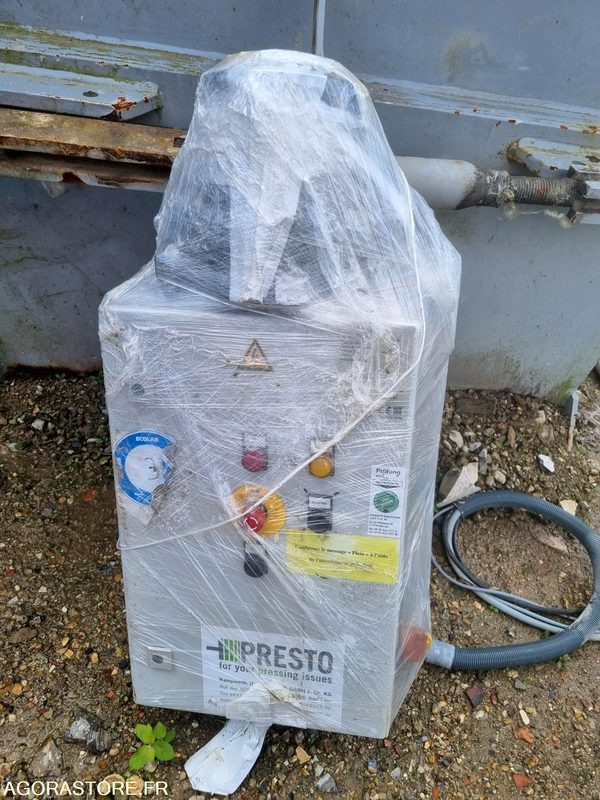 PRESSE A CARTON A VIS PRESTO SPN15 - 2009 - Nástroj/ Vybavenie: obrázok 3 PRESSE A CARTON A VIS PRESTO SPN15 - 2009 - Nástroj/ Vybavenie: obrázok 3