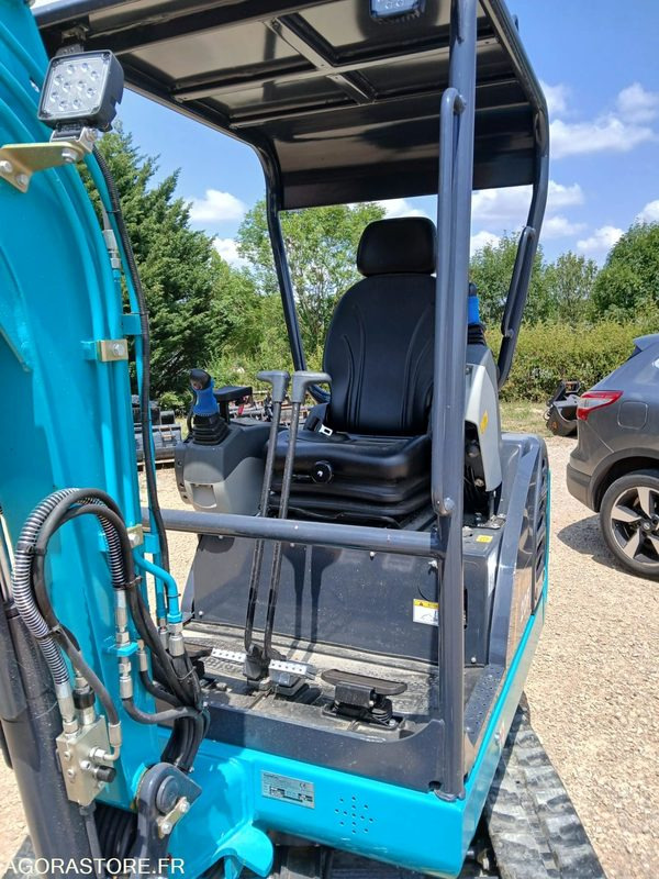 Pelle SUNWARD SWE20F canopy Neuve - Mini rýpadlo: obrázok 1 Pelle SUNWARD SWE20F canopy Neuve - Mini rýpadlo: obrázok 1