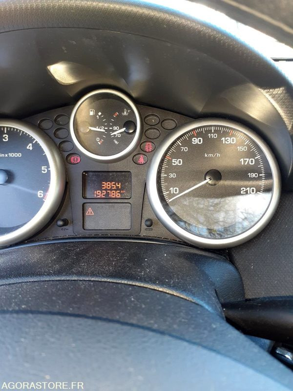 Peugeot 207 1.4 hdi 70 cv - Automobil: obrázok 4 Peugeot 207 1.4 hdi 70 cv - Automobil: obrázok 4