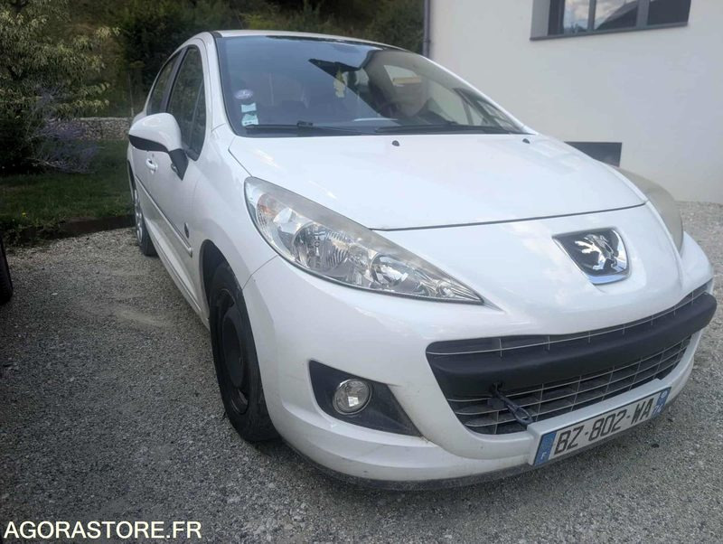 Peugeot 207 - Automobil: obrázok 4 Peugeot 207 - Automobil: obrázok 4