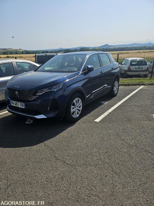 Peugeot 3008 Active Pack Blue HDI S&S EAT8 - 93929km - 2021 - SUV: obrázok 1 Peugeot 3008 Active Pack Blue HDI S&S EAT8 - 93929km - 2021 - SUV: obrázok 1