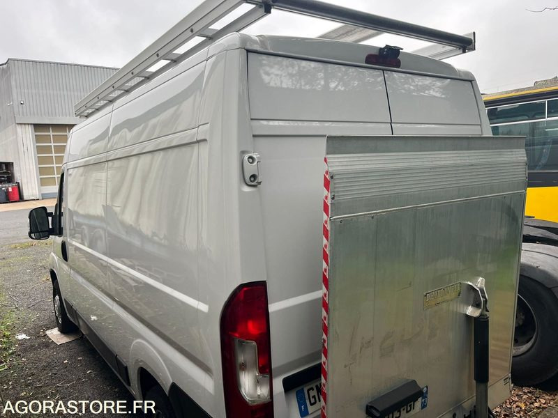 Peugeot Boxer 165CV L2H2 avec Hayon et Galerie - 2023 - 90000 Kms - Furgon: obrázok 5 Peugeot Boxer 165CV L2H2 avec Hayon et Galerie - 2023 - 90000 Kms - Furgon: obrázok 5