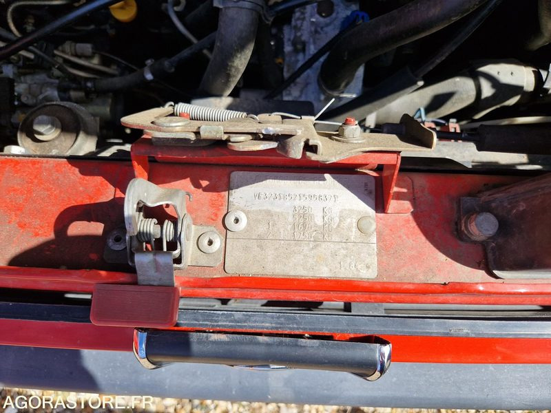 Peugeot Boxer- 2000 - 43336 - 3275XC27 - Furgon: obrázok 4 Peugeot Boxer- 2000 - 43336 - 3275XC27 - Furgon: obrázok 4