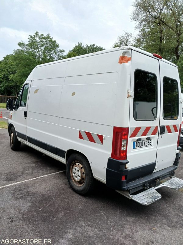 Peugeot Boxer (51802) - Furgon: obrázok 2 Peugeot Boxer (51802) - Furgon: obrázok 2