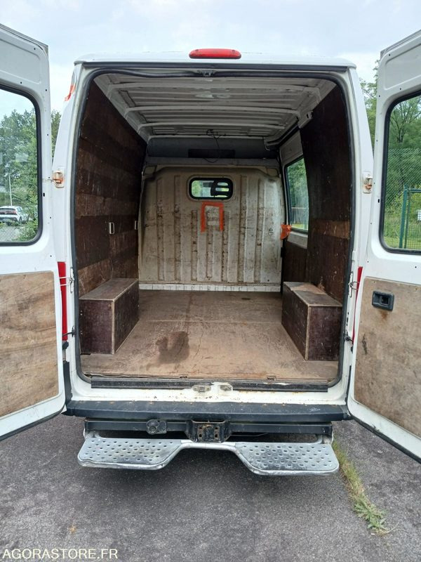 Peugeot Boxer (51802) - Furgon: obrázok 3 Peugeot Boxer (51802) - Furgon: obrázok 3