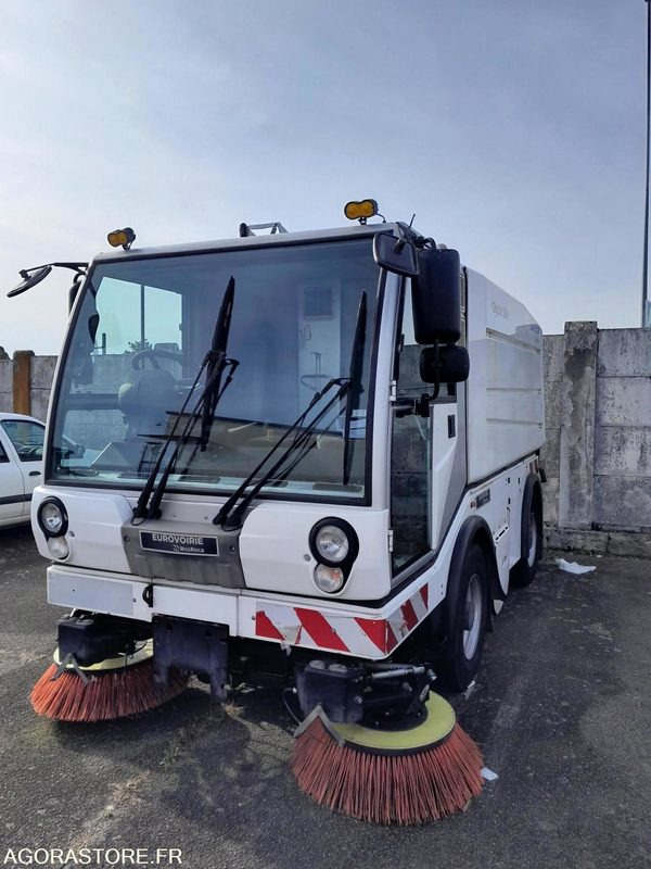 BALAYEUSE DE VOIRIE - EUROVOIRIE CITY CAT 5000 - Poľnohospodárske stroje: obrázok 1 BALAYEUSE DE VOIRIE - EUROVOIRIE CITY CAT 5000 - Poľnohospodárske stroje: obrázok 1
