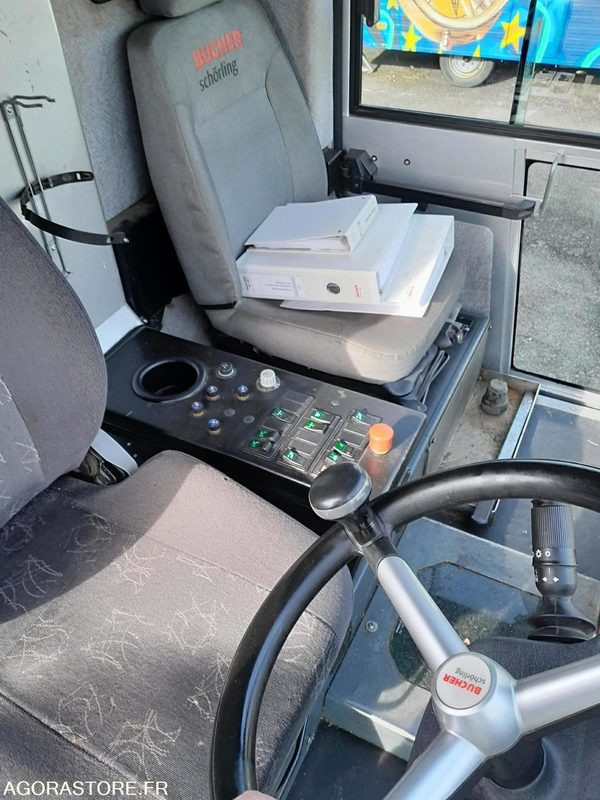 BALAYEUSE DE VOIRIE - EUROVOIRIE CITY CAT 5000 - Poľnohospodárske stroje: obrázok 5 BALAYEUSE DE VOIRIE - EUROVOIRIE CITY CAT 5000 - Poľnohospodárske stroje: obrázok 5