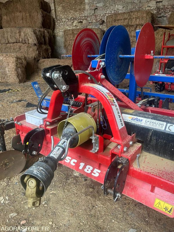 Enfouisseuse/butteuse massano type rotostone RSC185 GCB DID - Poľnohospodárske stroje: obrázok 4 Enfouisseuse/butteuse massano type rotostone RSC185 GCB DID - Poľnohospodárske stroje: obrázok 4