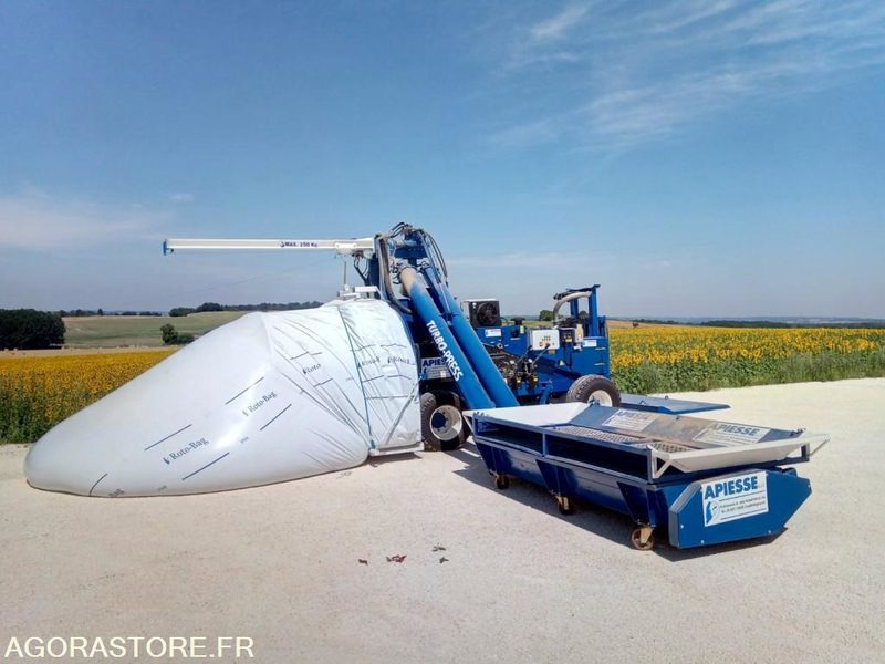 Ensacheuse/boudineuse/ensileuse pour grains céréales mise en service 2017 - Poľnohospodárske stroje: obrázok 2 Ensacheuse/boudineuse/ensileuse pour grains céréales mise en service 2017 - Poľnohospodárske stroje: obrázok 2