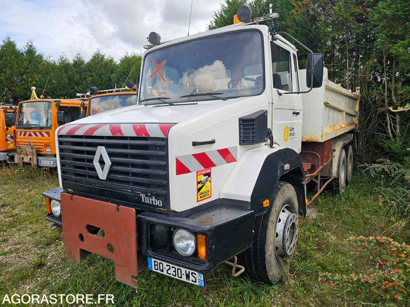 Porteur benne Renault C260 - 1985 - 356393km - BQ230WS - Sklápač: obrázok 1 Porteur benne Renault C260 - 1985 - 356393km - BQ230WS - Sklápač: obrázok 1
