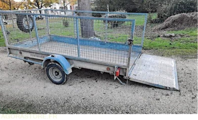 REMORQUE FREINEE AVEC CARTE GRISE - Záhradná technika: obrázok 2 REMORQUE FREINEE AVEC CARTE GRISE - Záhradná technika: obrázok 2
