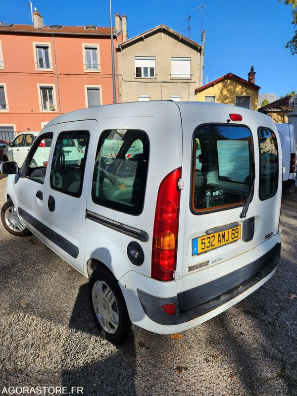 RENAUKT KANGOO COMBISPACE - Malá dodávka: obrázok 5 RENAUKT KANGOO COMBISPACE - Malá dodávka: obrázok 5