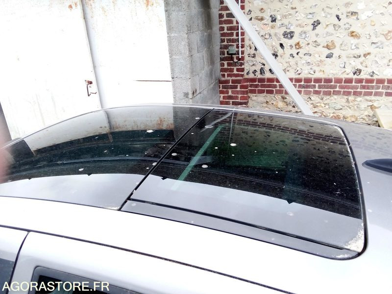 RENAULT CLIO 2010 - Automobil: obrázok 4 RENAULT CLIO 2010 - Automobil: obrázok 4