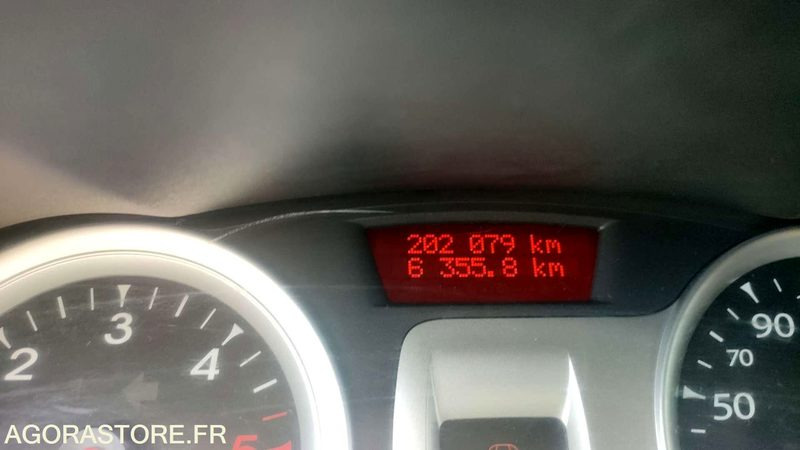RENAULT CLIO - 2011 - 202079kms - Automobil: obrázok 5 RENAULT CLIO - 2011 - 202079kms - Automobil: obrázok 5