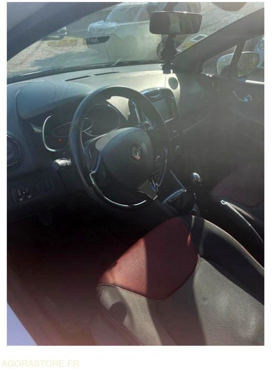 Automobil RENAULT CLIO 4: obrázok 6