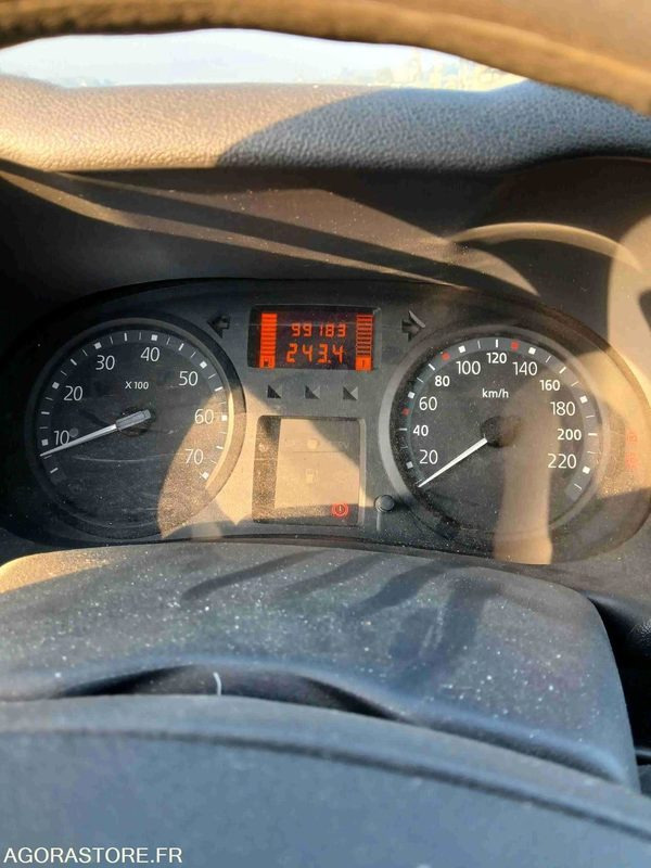 RENAULT CLIO II 1.5 DCI DE 2008 - Automobil: obrázok 1 RENAULT CLIO II 1.5 DCI DE 2008 - Automobil: obrázok 1