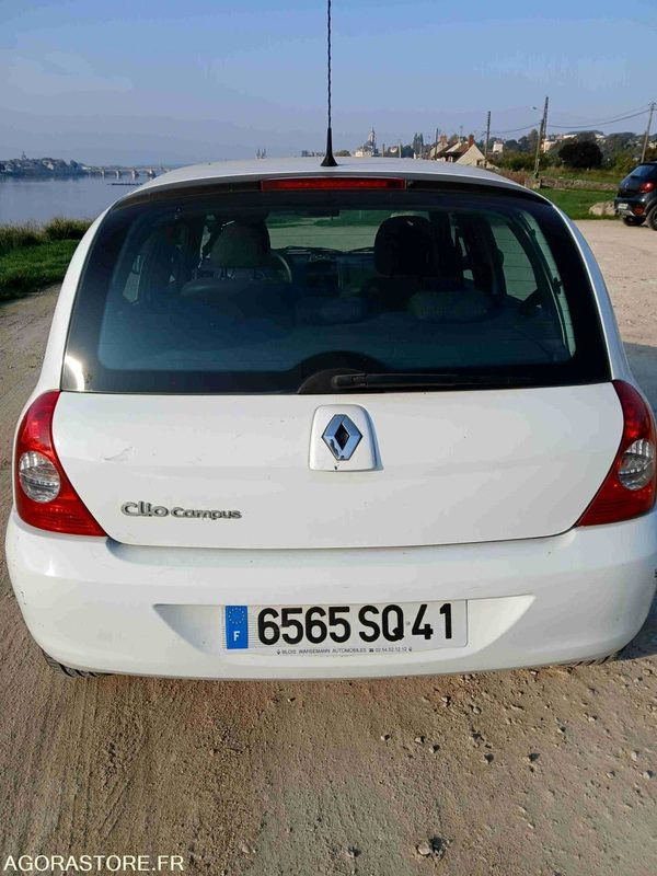 RENAULT CLIO II 1.5 DCI DE 2008 - Automobil: obrázok 5 RENAULT CLIO II 1.5 DCI DE 2008 - Automobil: obrázok 5