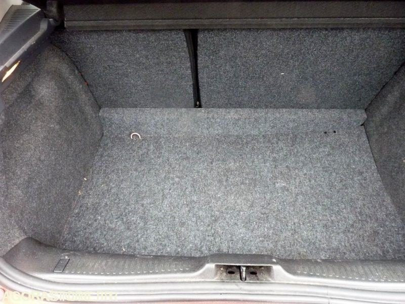 Automobil RENAULT - CLIO III (1.5 DCI) - DIESEL - 212000 kms - année 2013: obrázok 6