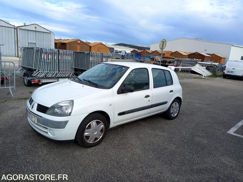 RENAULT CLIO PHASE 2-1.2 I 60CV-2005-ESSENCE-122 018 KMS-5 PORTES-ROULANTE-CT OK - Automobil: obrázok 1 RENAULT CLIO PHASE 2-1.2 I 60CV-2005-ESSENCE-122 018 KMS-5 PORTES-ROULANTE-CT OK - Automobil: obrázok 1
