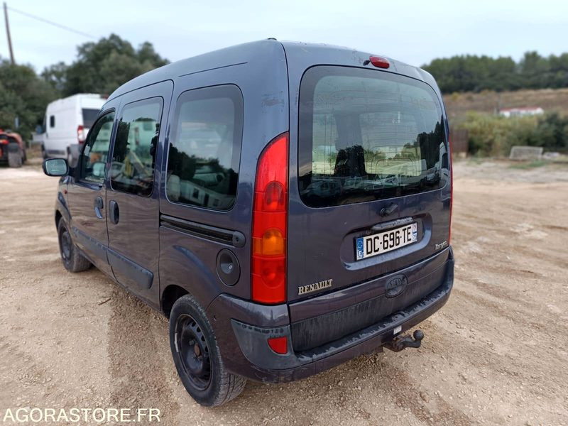 RENAULT KANGOO 1.5 DCI - 2003 - 227000KMS - Automobil: obrázok 5 RENAULT KANGOO 1.5 DCI - 2003 - 227000KMS - Automobil: obrázok 5