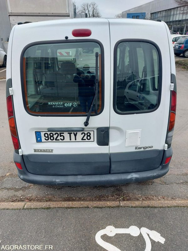 RENAULT KANGOO - 2000 - 119 023KM - Malá dodávka: obrázok 4 RENAULT KANGOO - 2000 - 119 023KM - Malá dodávka: obrázok 4