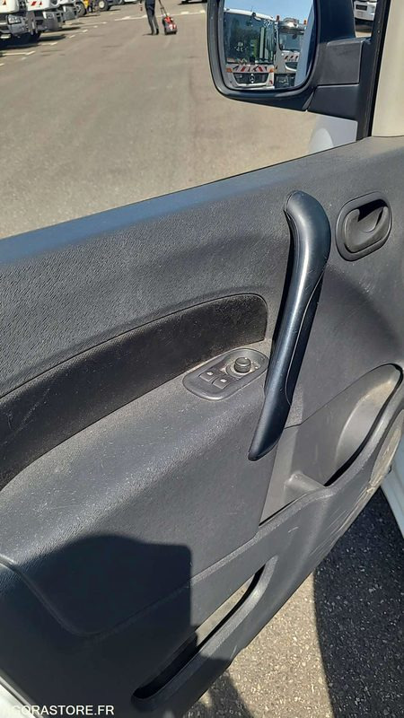 Malá dodávka RENAULT KANGOO - 2011 - 81107KM - BV-627-ML: obrázok 6