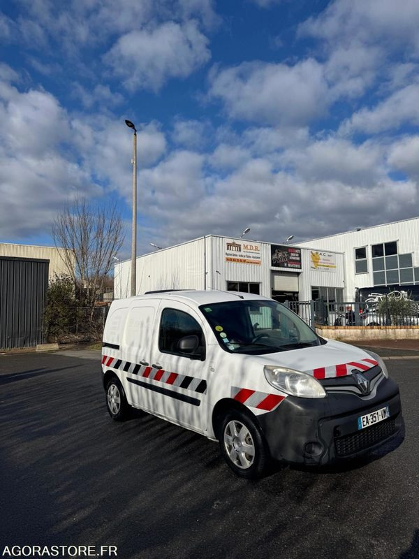 RENAULT KANGOO - 2016 - 300 000 KM - Malá dodávka: obrázok 2 RENAULT KANGOO - 2016 - 300 000 KM - Malá dodávka: obrázok 2
