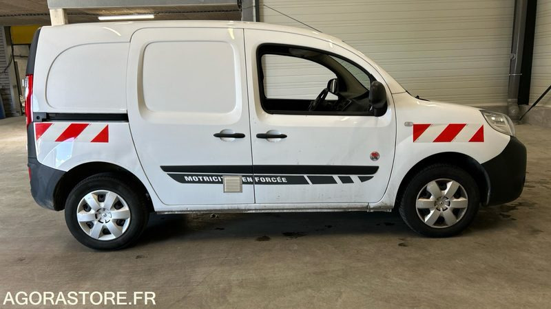 RENAULT KANGOO II MOTRICITE RENFORCEE 1ERE MAIN 2018 97800KMS CT OK - Malá dodávka: obrázok 4 RENAULT KANGOO II MOTRICITE RENFORCEE 1ERE MAIN 2018 97800KMS CT OK - Malá dodávka: obrázok 4
