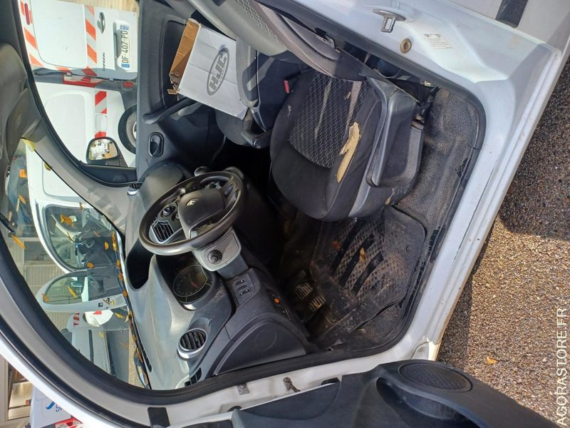 RENAULT KANGOO / REF SCP : 959 - Furgon: obrázok 3 RENAULT KANGOO / REF SCP : 959 - Furgon: obrázok 3