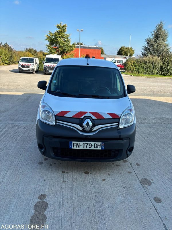 RENAULT KANGOO diesel - Année 2020 - 299.300 km - Malá dodávka: obrázok 2 RENAULT KANGOO diesel - Année 2020 - 299.300 km - Malá dodávka: obrázok 2