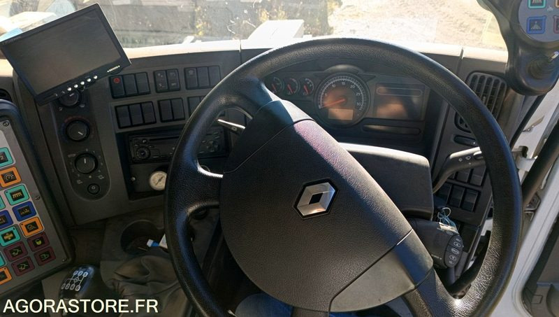 RENAULT MAJOR SCARAB - 2007 - 4730h - Zametacie vozidlo: obrázok 5 RENAULT MAJOR SCARAB - 2007 - 4730h - Zametacie vozidlo: obrázok 5