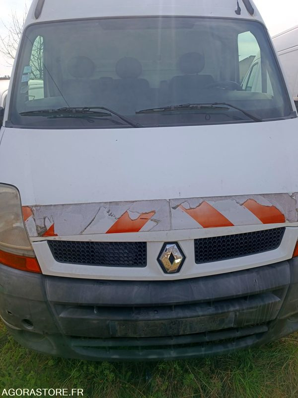 RENAULT MASTER - 2004 - 185782km - Furgon: obrázok 3 RENAULT MASTER - 2004 - 185782km - Furgon: obrázok 3