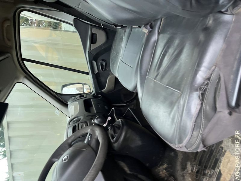 RENAULT MASTER 7 PLACES AVEC GALERIE - 2016 / 22754KM (N° 244) - Furgon: obrázok 5 RENAULT MASTER 7 PLACES AVEC GALERIE - 2016 / 22754KM (N° 244) - Furgon: obrázok 5