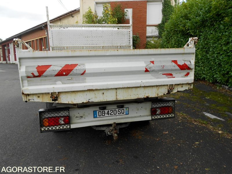 RENAULT MASTER BENNE - Dodávka sklápač: obrázok 3 RENAULT MASTER BENNE - Dodávka sklápač: obrázok 3