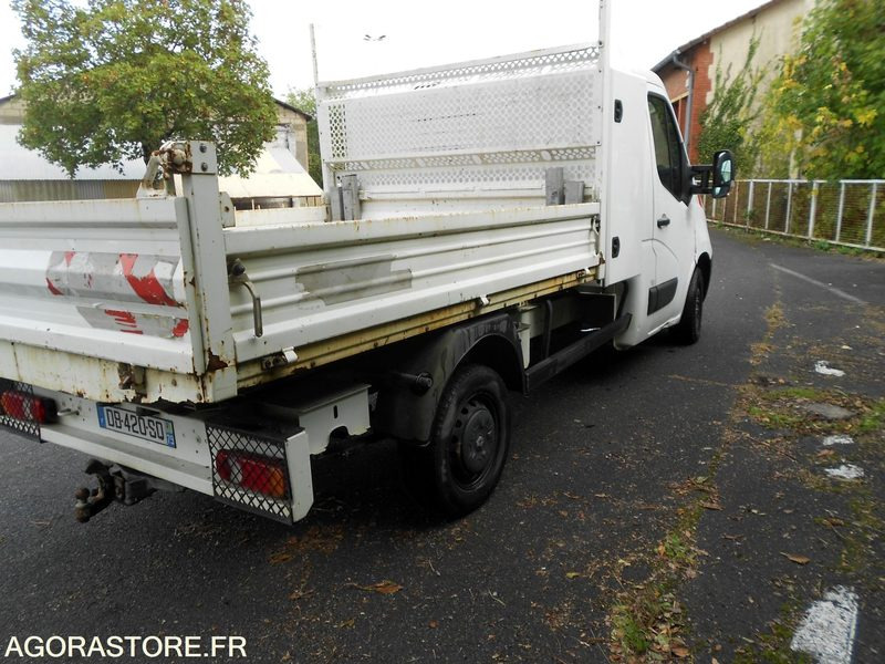 RENAULT MASTER BENNE - Dodávka sklápač: obrázok 4 RENAULT MASTER BENNE - Dodávka sklápač: obrázok 4