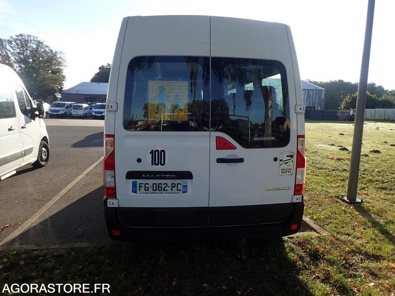RENAULT MASTER BUS 17 PLACES - 130060 kms 2019 - Minibus, Mikrobus: obrázok 4 RENAULT MASTER BUS 17 PLACES - 130060 kms 2019 - Minibus, Mikrobus: obrázok 4