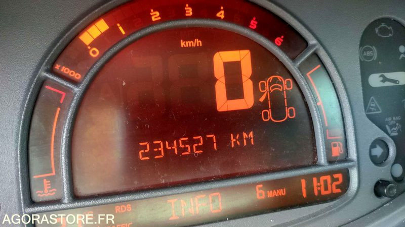Automobil RENAULT MODUS - 2006 - 234527kms: obrázok 6