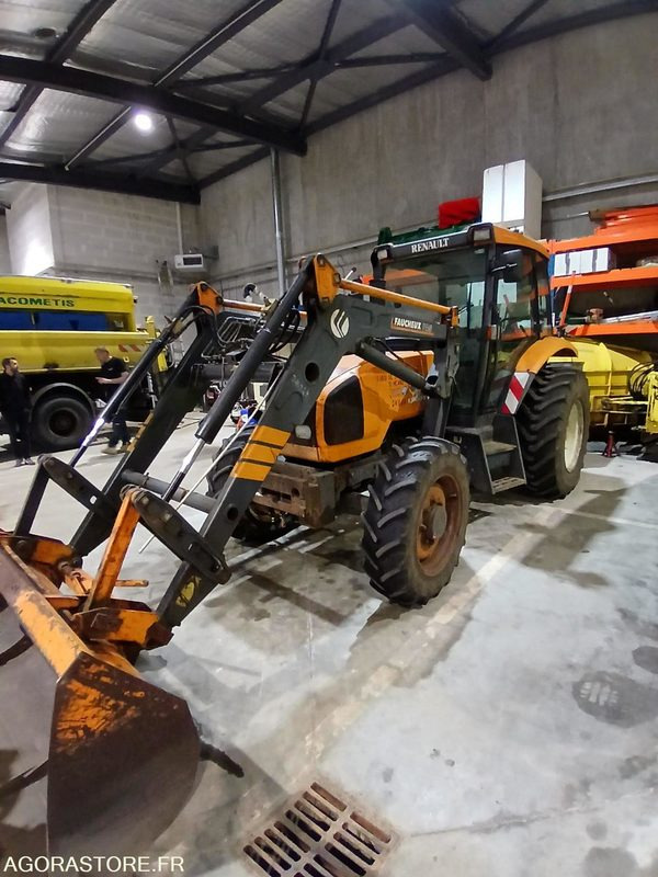 RENAULT TRACTEUR AGRICOLE CHARGEUR - 1997 - Traktor: obrázok 4 RENAULT TRACTEUR AGRICOLE CHARGEUR - 1997 - Traktor: obrázok 4
