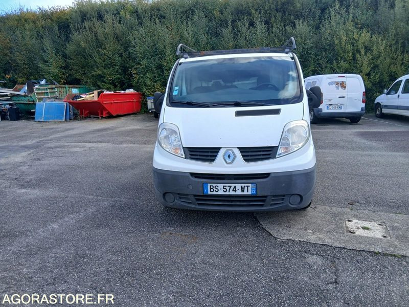 RENAULT TRAFIC - 2011 - 238418 Kms - Furgon: obrázok 2 RENAULT TRAFIC - 2011 - 238418 Kms - Furgon: obrázok 2