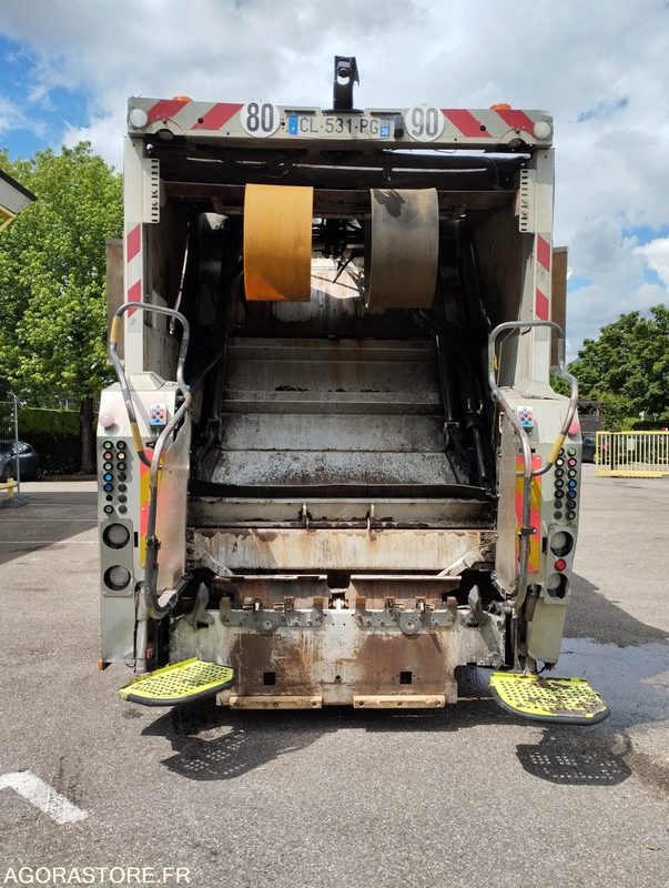 RENAULT TRUCKS PREMIUM 26T 6X2*4 DXi 340cv BOM 2012 _ CL-531-PG - Auto na odvoz odpadu: obrázok 4 RENAULT TRUCKS PREMIUM 26T 6X2*4 DXi 340cv BOM 2012 _ CL-531-PG - Auto na odvoz odpadu: obrázok 4