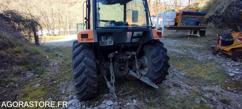 Renault 750MI (BW-065-TF) - Traktor: obrázok 3 Renault 750MI (BW-065-TF) - Traktor: obrázok 3